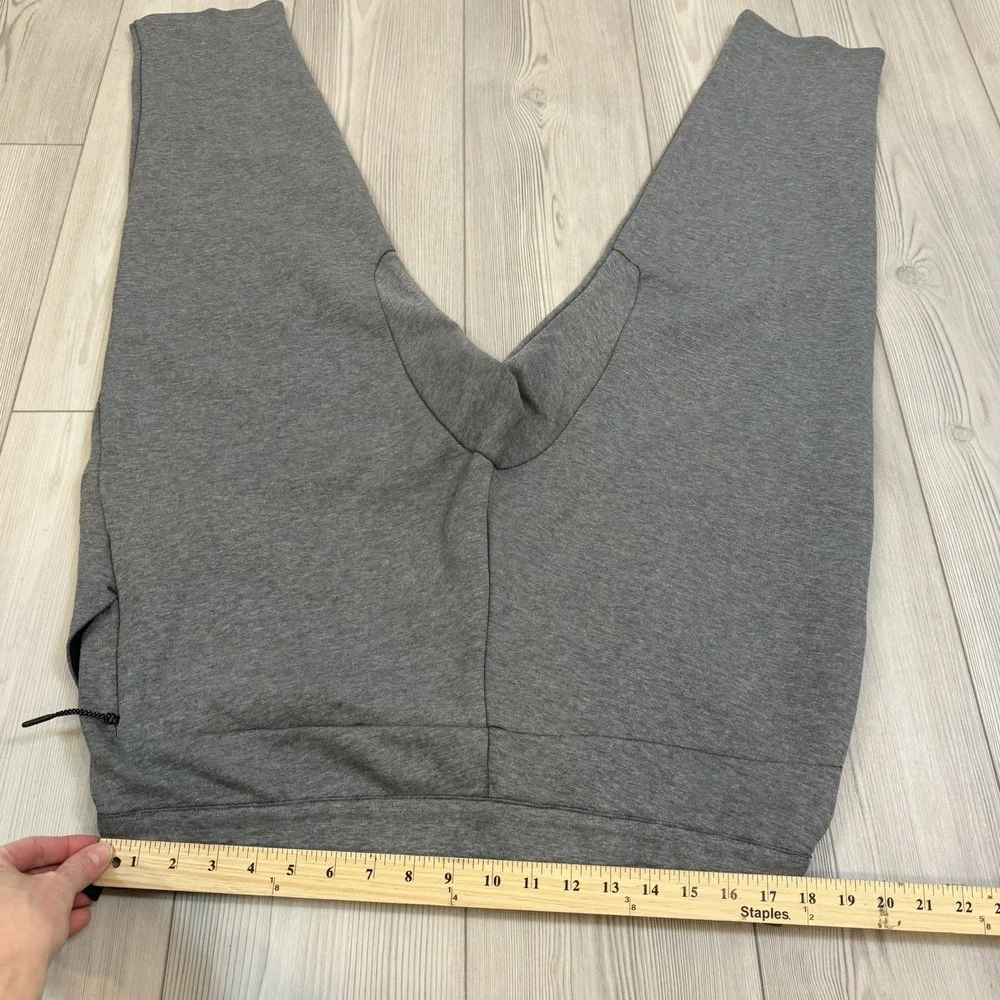 Nike sportswear tech